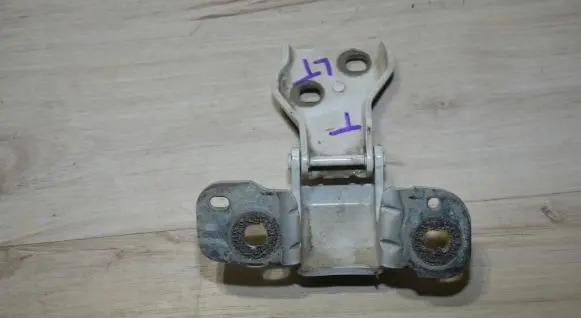 Citroen C5 Tailgate/trunk/boot hinge 11675965017
