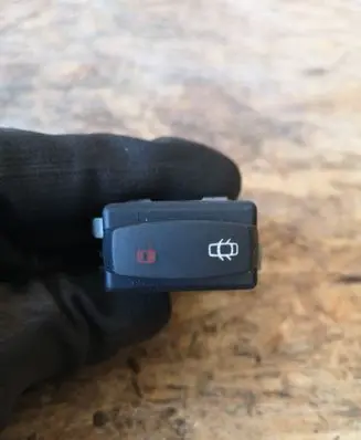 Central locking switch button