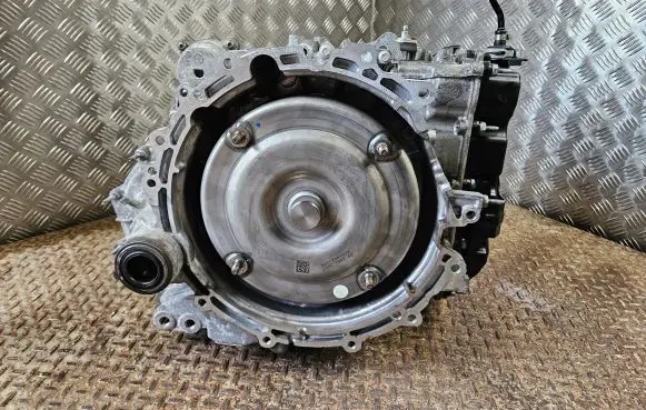 Ford Escape IV Automatic gearbox LX6P7000ACA JM5P7P184CA