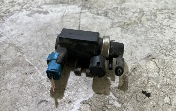 Peugeot 307 Turbo solenoid valve 72832800 02T325