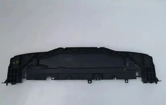 Peugeot 207 Engine splash shield/under tray