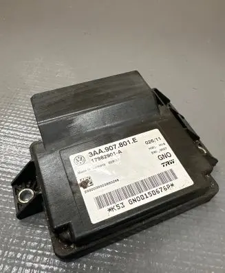Volkswagen PASSAT B7 Hand brake control module 3AA907801E 17982901A GN00150676P
