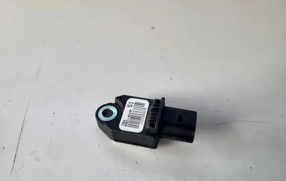 Toyota Auris E180 Airbag deployment crash/impact sensor 8983102130