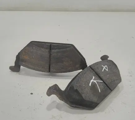 Volkswagen Polo Brake pads (front) 