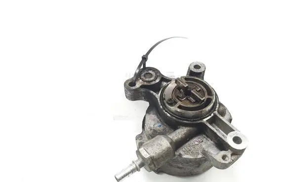 Ford Mondeo MK IV Vacuum pump 1C11609W