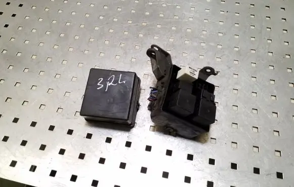 Mitsubishi Pajero Fuse box set