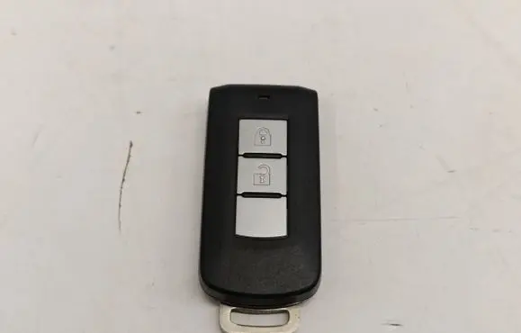 Mitsubishi L200 Ignition key/card GHRM004