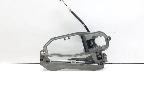 Front door exterior handle/bracket