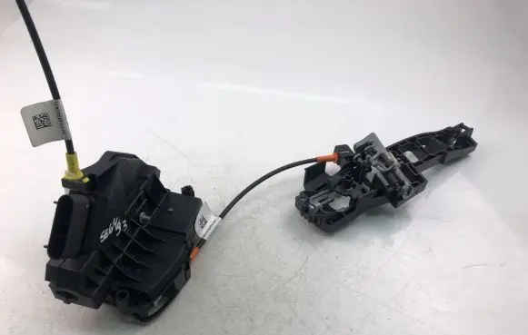 Ford Ecosport Coupe door lock (next to the handle) GN15A264A27EC