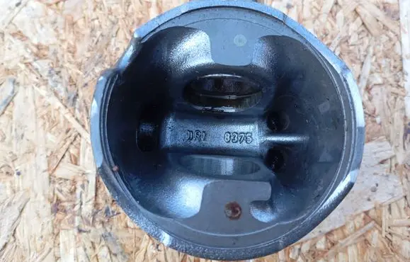 Opel Insignia A Piston 