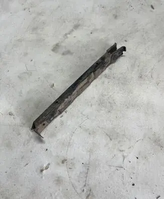 Mercedes-Benz E W211 Front bumper mounting bracket A2118801214