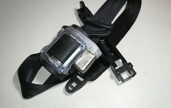 Audi A6 S6 C6 4F Front seatbelt 605404600 4F0857705