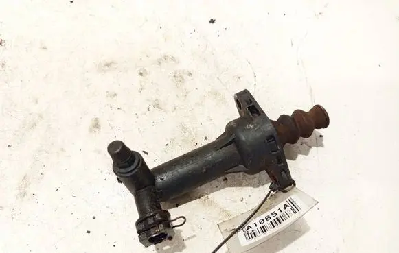Volkswagen Polo IV 9N3 Clutch master cylinder 6q0721261f