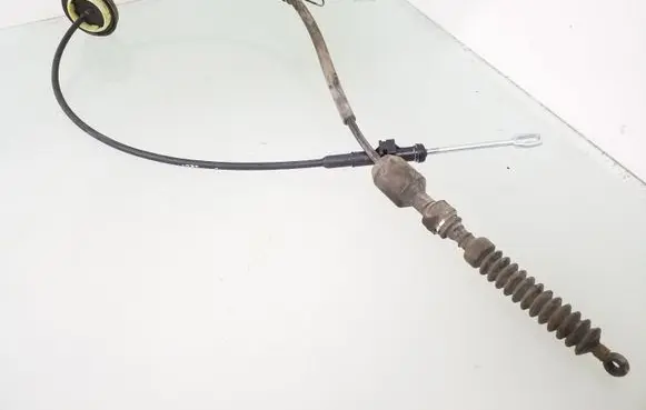 Chevrolet Lacetti Gear shift cable linkage 4E07