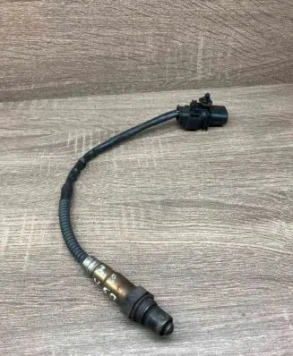 Volvo S60 Lambda probe sensor 30751138 1928404687