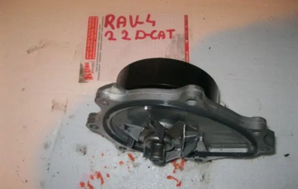 Toyota RAV 4 (XA30) Water pump