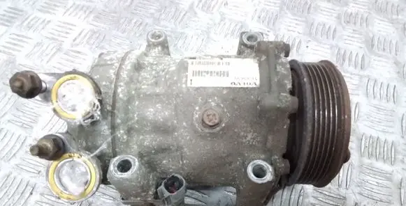 Volvo V60 Air conditioning (A/C) compressor (pump) 31369699