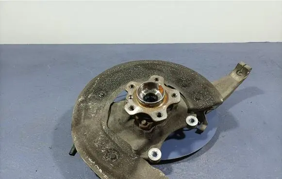 Audi A4 S4 B7 8E 8H Front wheel hub spindle knuckle