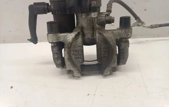 Subaru Forester SK Rear brake caliper 26620SJ020