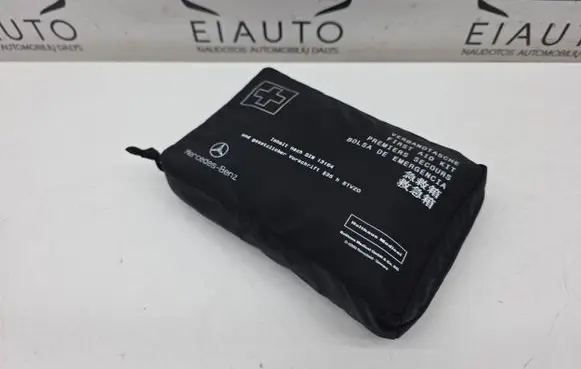 Mercedes-Benz S W221 First aid kit 