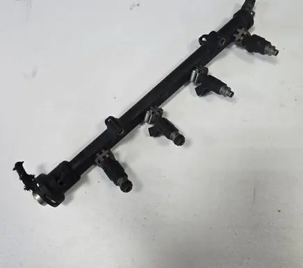 Volkswagen Polo III 6N 6N2 6NF Fuel main line pipe 030133319L 0280151058