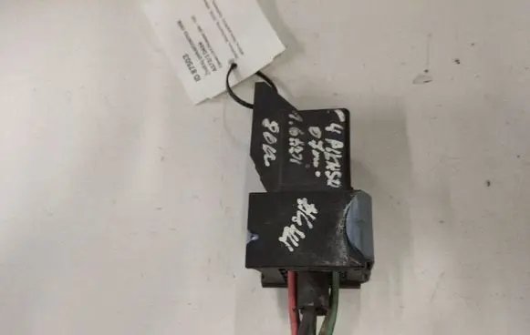 Citroen C4 I Picasso Glow plug pre-heat relay 51252004 9663696380