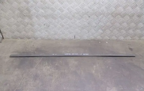 Volvo V50 Front door trim (molding) 