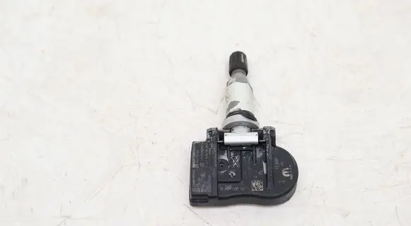 Alfa Romeo Giulia Tire pressure sensor 50547691
