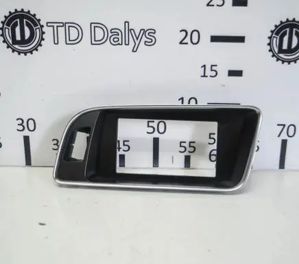 Radio/GPS head unit trim