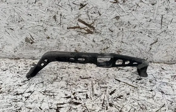 Audi A4 S4 B8 8K Engine mounting bracket 8K0199521C