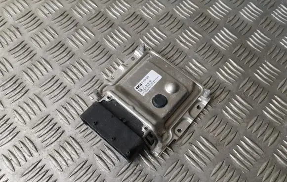 BMW X5 F15 Adblue control unit 7436676 0281032222