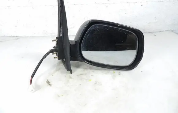 Toyota Corolla Verso E121 Front door electric wing mirror