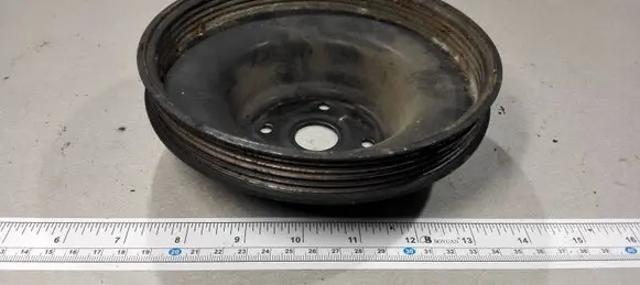 Mitsubishi Pajero Crankshaft pulley