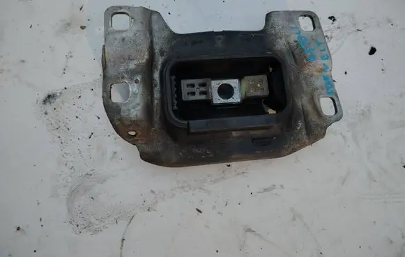 Ford Transit - Tourneo Connect Gearbox mounting bracket