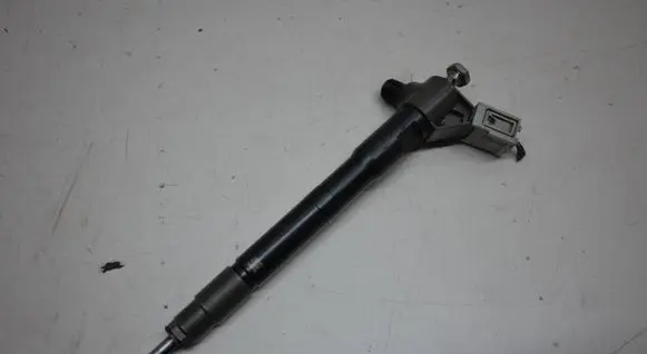Mazda 3 II Fuel injector SH0113H50