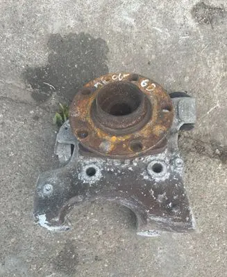 Audi A6 S6 C6 4F Rear wheel hub