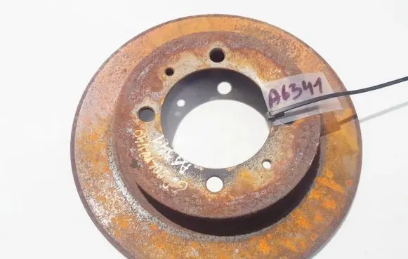 Volvo S40, V40 Rear brake disc neventiliuojamas
