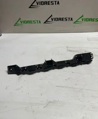 Honda HR-V Rear bumper mounting bracket