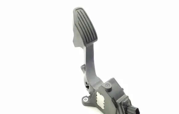 Toyota Yaris Accelerator throttle pedal 781100D110
