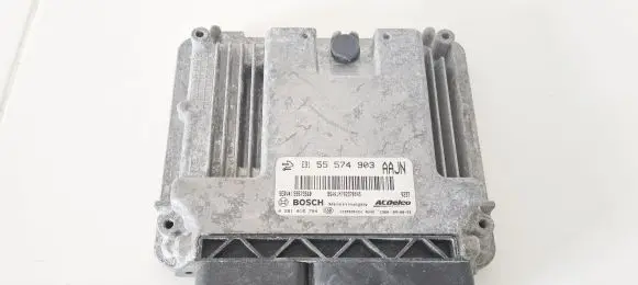 Opel Insignia A Engine control unit/module 55574903