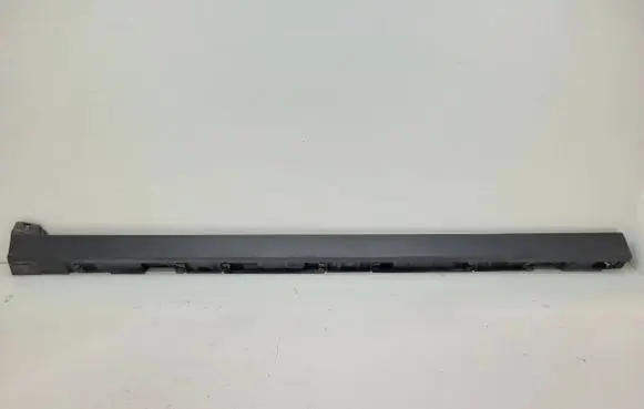 Jaguar F-Pace Front sill (body part)