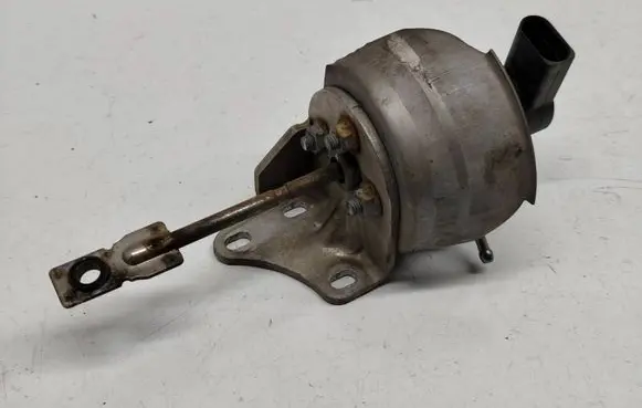 Skoda Octavia Mk2 (1Z) Turbo solenoid valve 7695660005 79243003