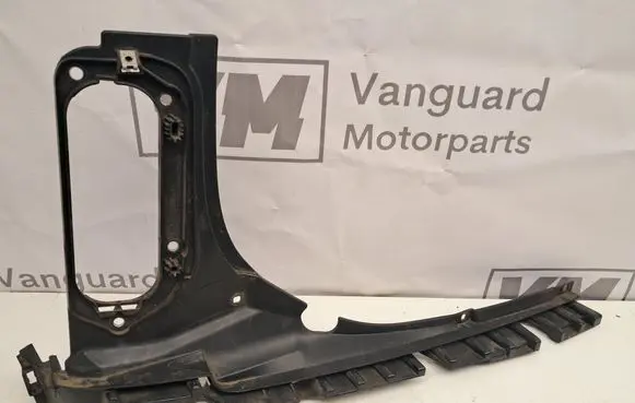 Mini One - Cooper Clubman R55 Rear bumper mounting bracket 7167563