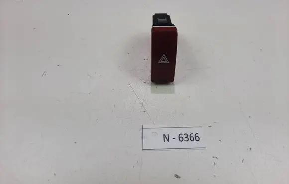 Honda CR-V Hazard light switch