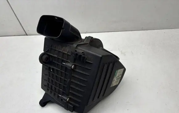 Seat Ibiza IV (6J,6P) Air filter box 6R0129601G 6R0129607E 6R0129620A