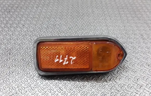 Jaguar XJ SERIE 1 Front fender indicator light