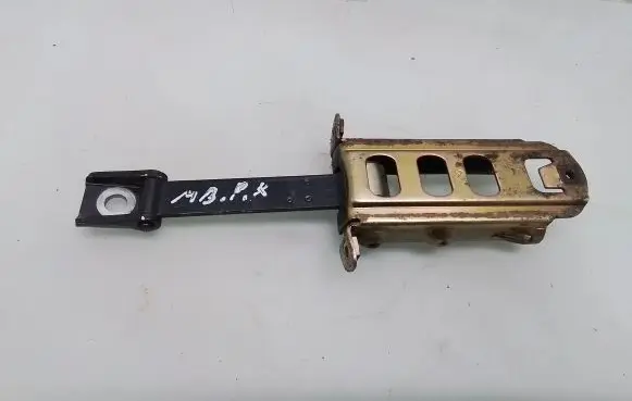Mercedes-Benz E W210 Front door check strap stopper 