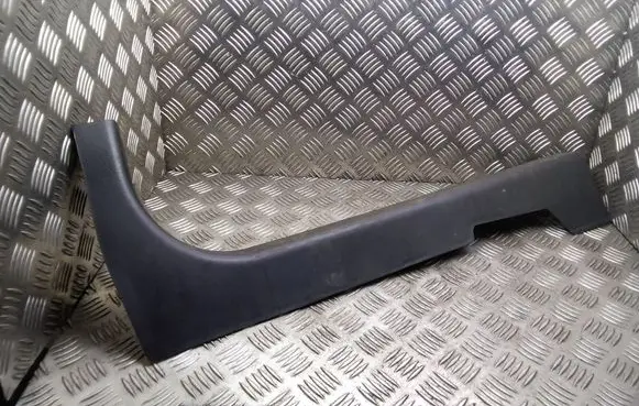 Nissan Qashqai+2 Front sill trim cover 769B4JD000