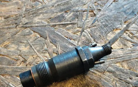 Jeep Grand Cherokee (WJ) Fuel injector KCA17S89