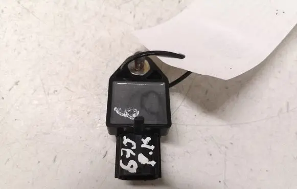 Toyota Avensis T250 Airbag deployment crash/impact sensor 8983105010 007434201D